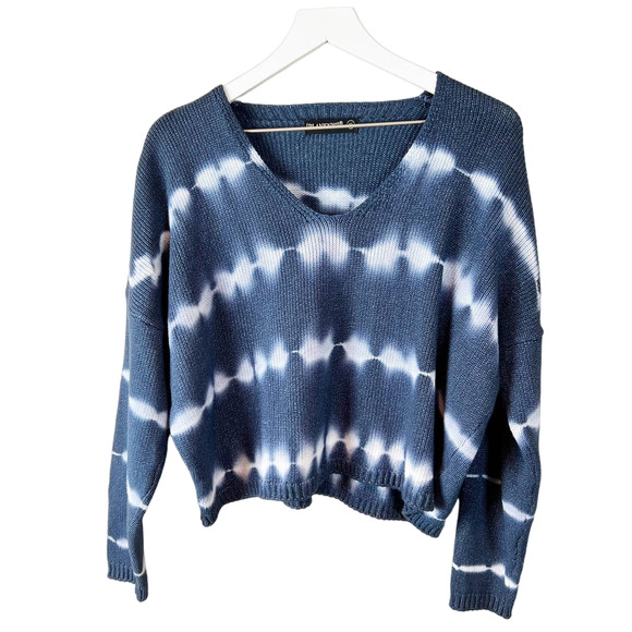 Blank NYC Women's Blue Long-Sleeve Tie-dye V-Neck Knit Sweater Sz‎ XS - Picture 1 of 7